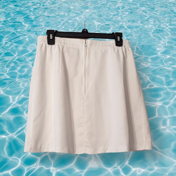 White Pleated Skirt Tail Size 14 Made in USA - Picture 2 of 3